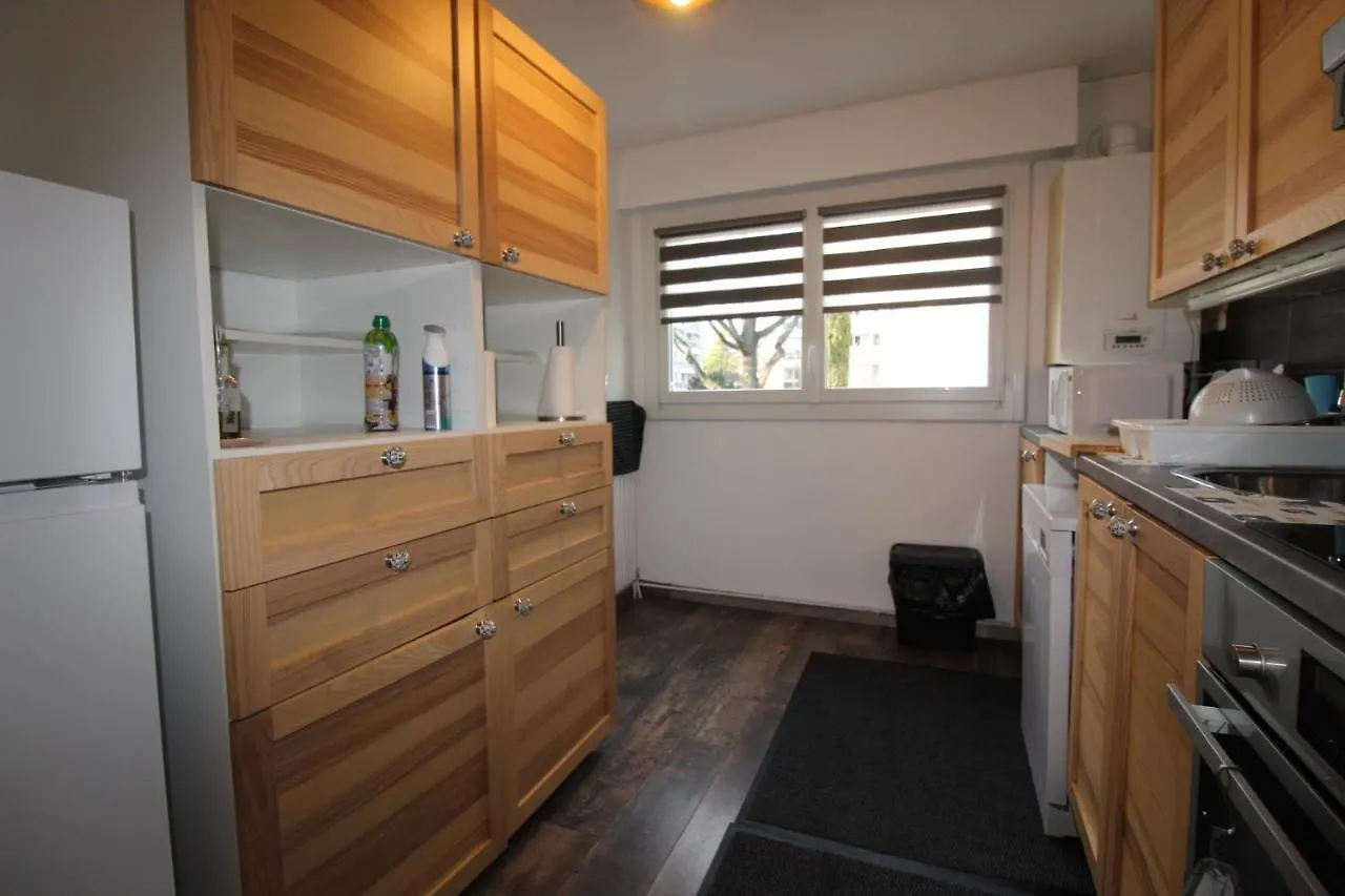 Logement Renove Avec Mobilier 2023 Apartment Avignon
